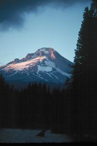 hood evening from trillium aug01